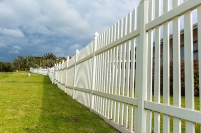 Vinyl Fence Experts